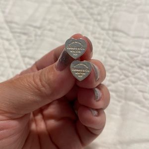 Return to Tiffany earrings